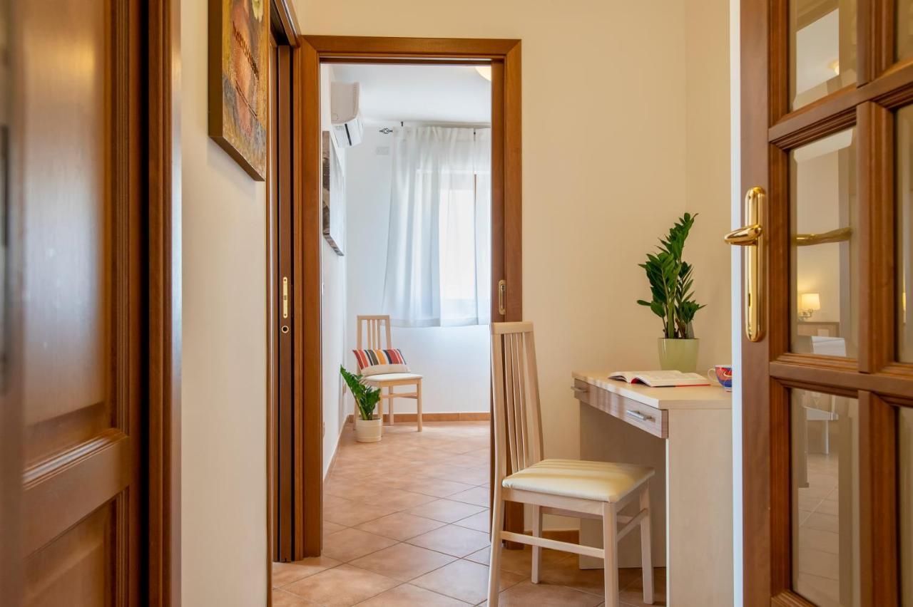 Le Terrazze Apartments Альгеро Экстерьер фото