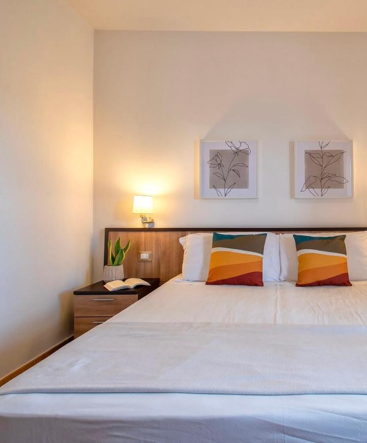 Le Terrazze Apartments Альгеро Экстерьер фото